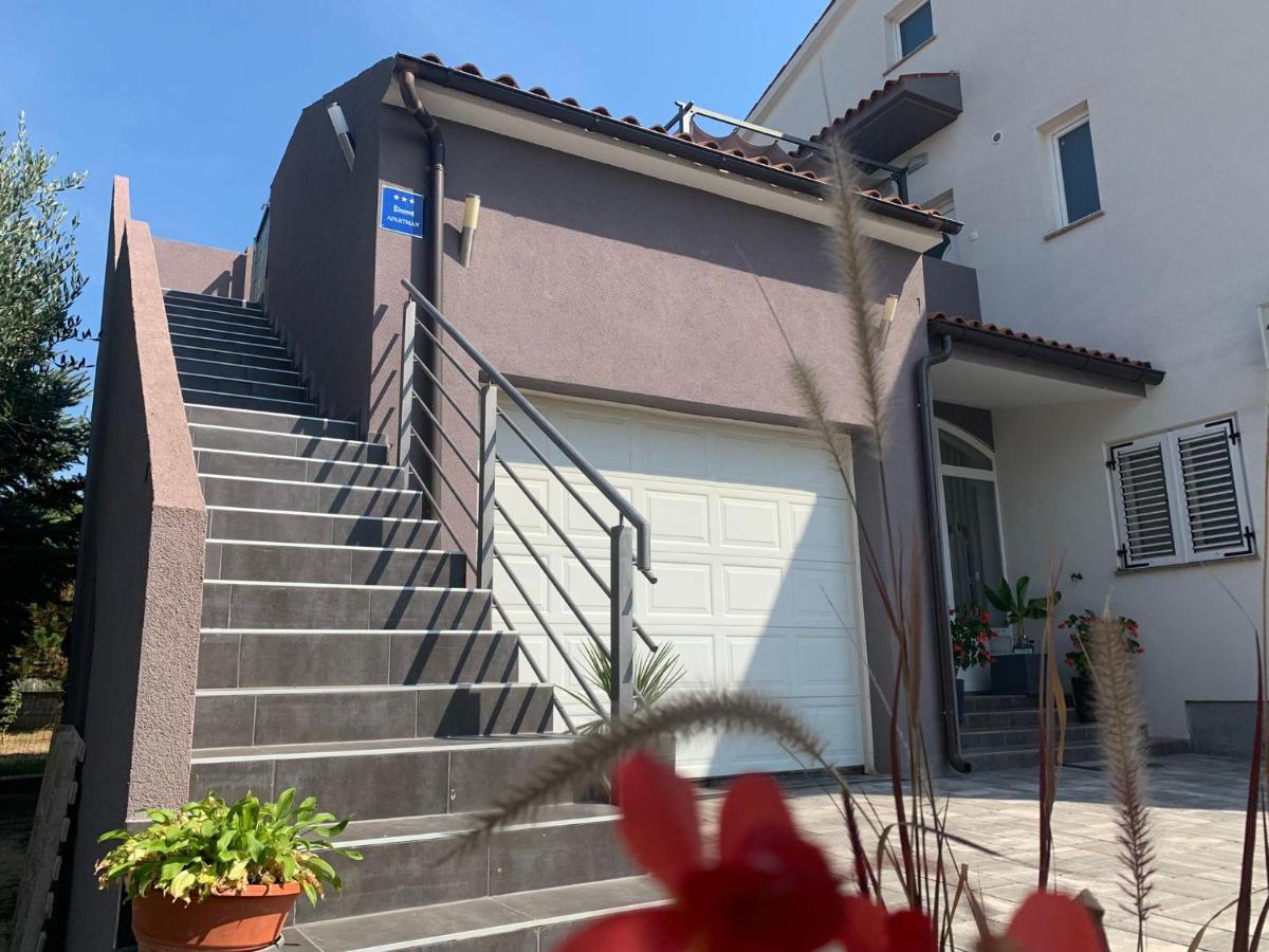 Apartamento Luna Pula Exterior foto