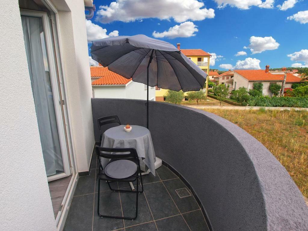 Apartamento Luna Pula Exterior foto