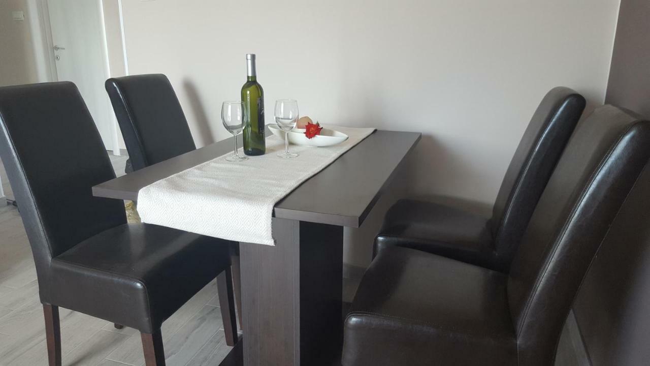 Apartamento Luna Pula Exterior foto